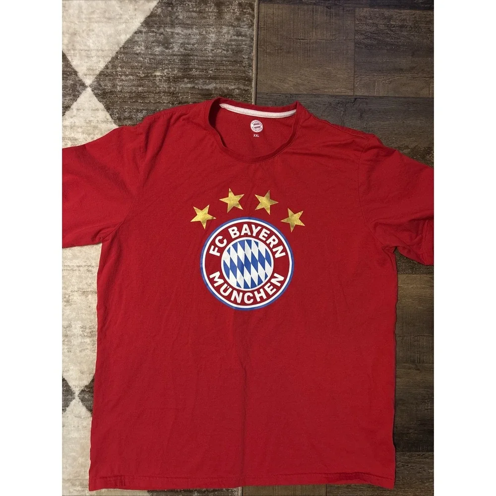 FC Bayern Munchen Official Licensed Soccer Men's Red T-Shirt Size 2XL